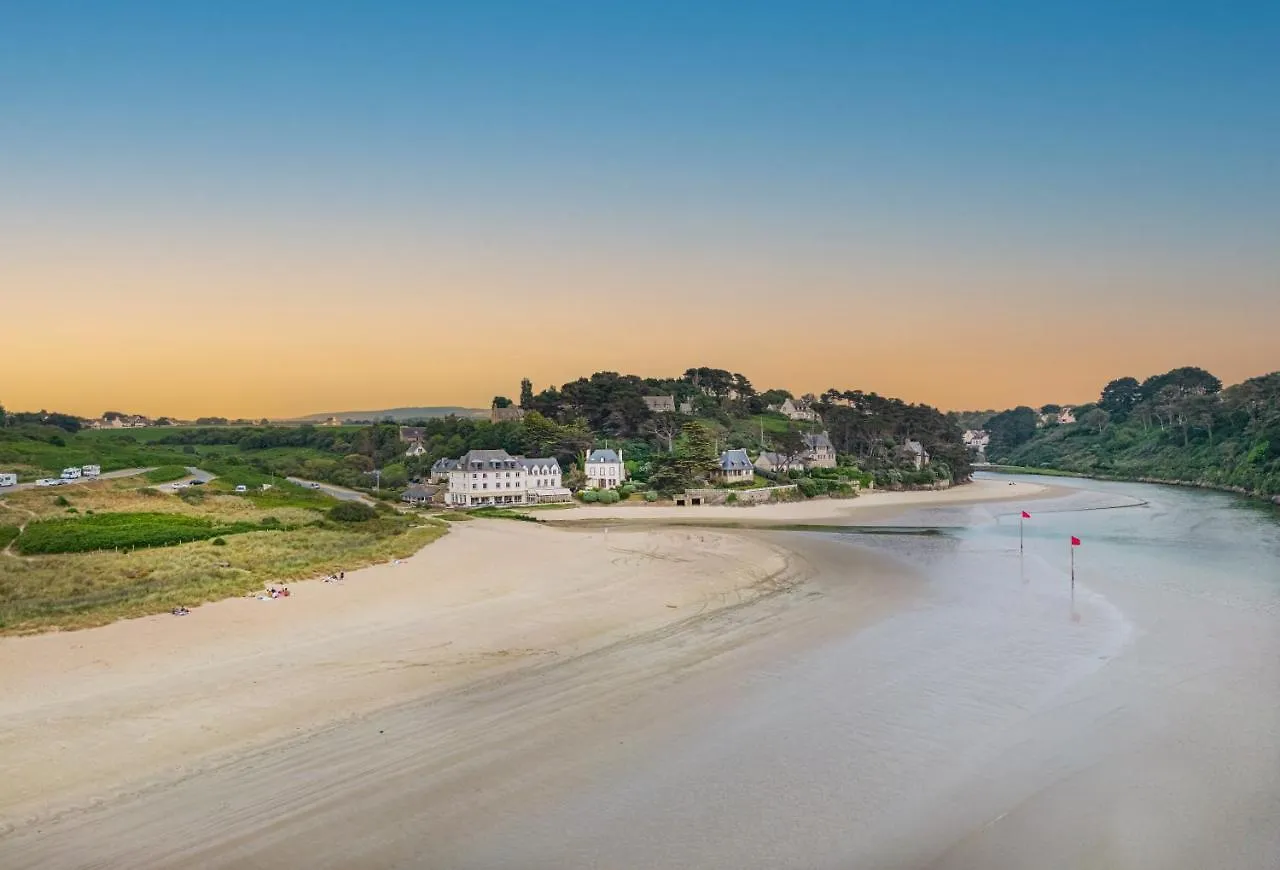 Hotel De La Plage Plonevez-Porzay France